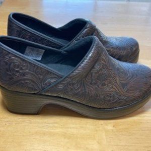 NEW Lands End Leather Clogs, 9D, Brown